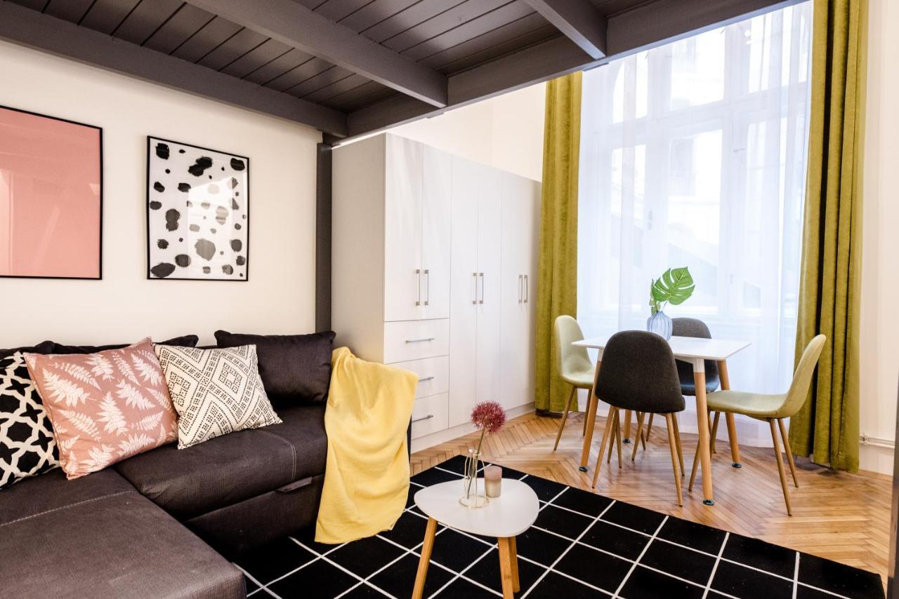 Rainbow Dream Apartment Budapest Exterior photo